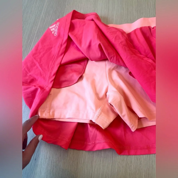 Adidas Women Neon Tennis skirt with shorts size Small 1002 - Picture 4 of 11